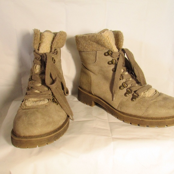 Crown Vintage Tan Winter Boots - Picture 1 of 6